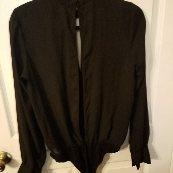 Open-Back Bodysuit - Picture 4 of 4