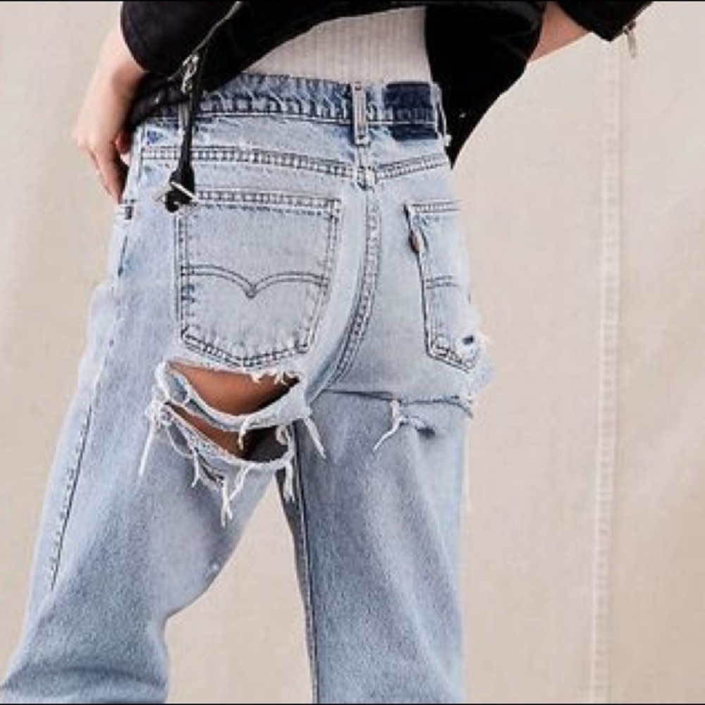 Vintage Levi's shredded butt