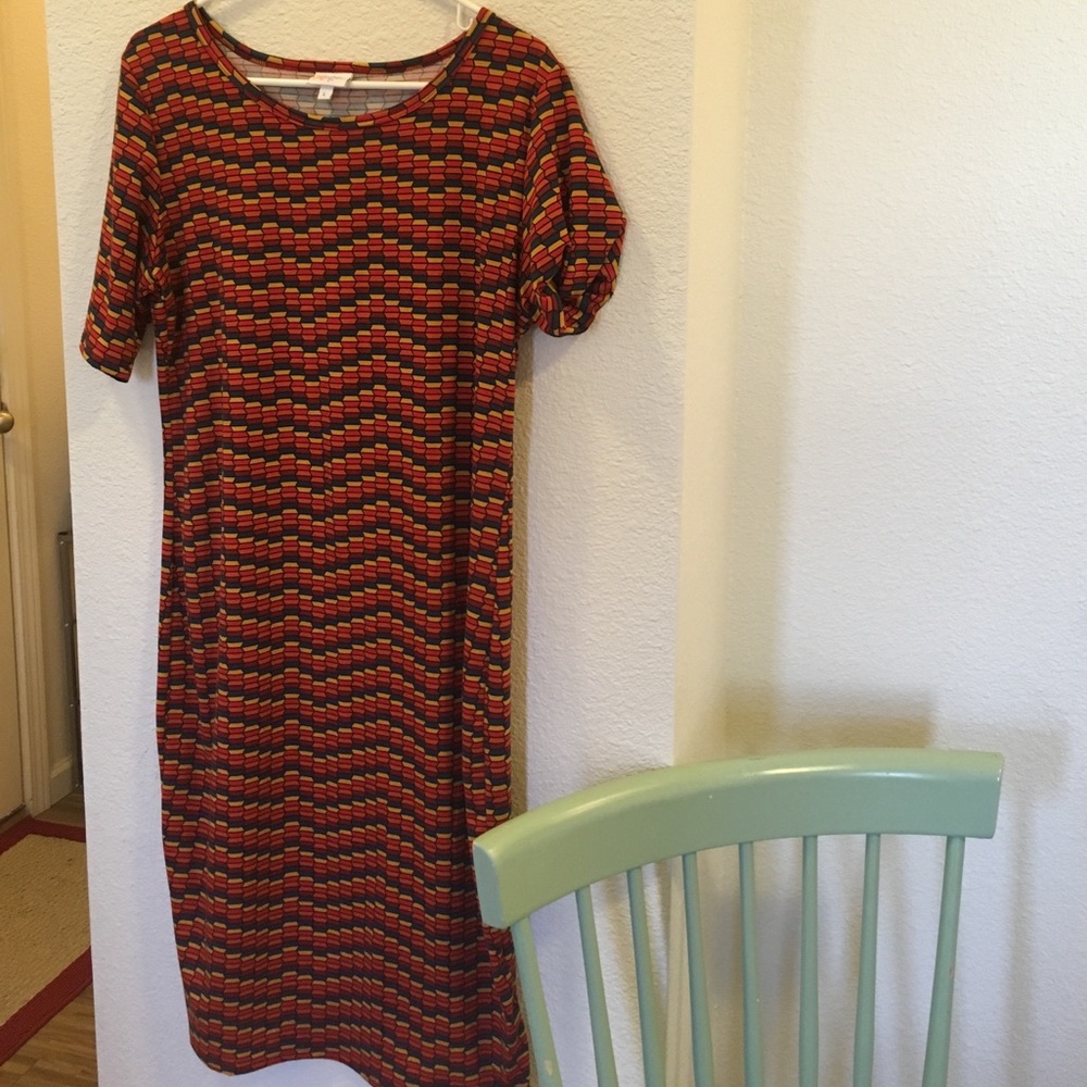 Julia only worn once!