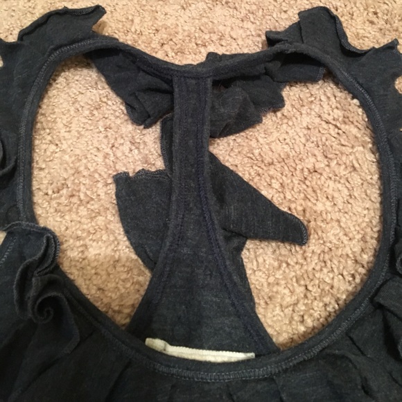 Abercrombie and fitch tank😄❤🌷 - Picture 3 of 4