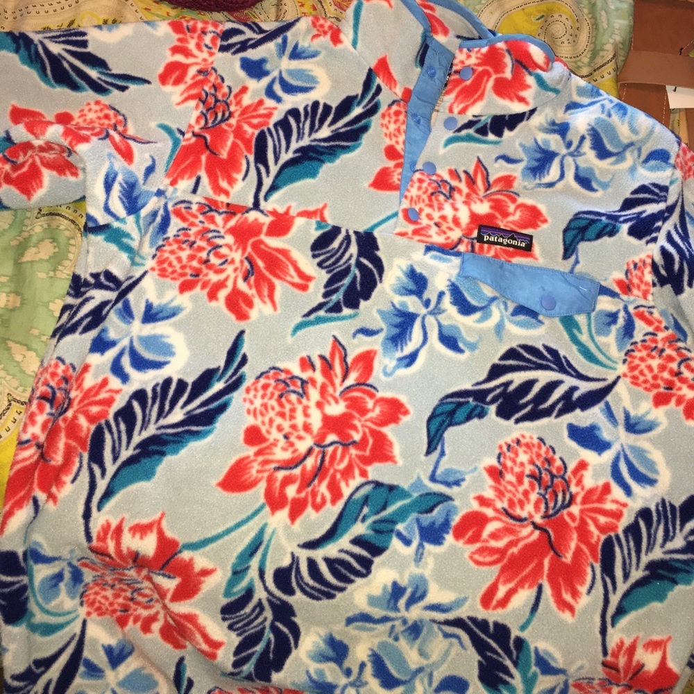Patagonia pull over