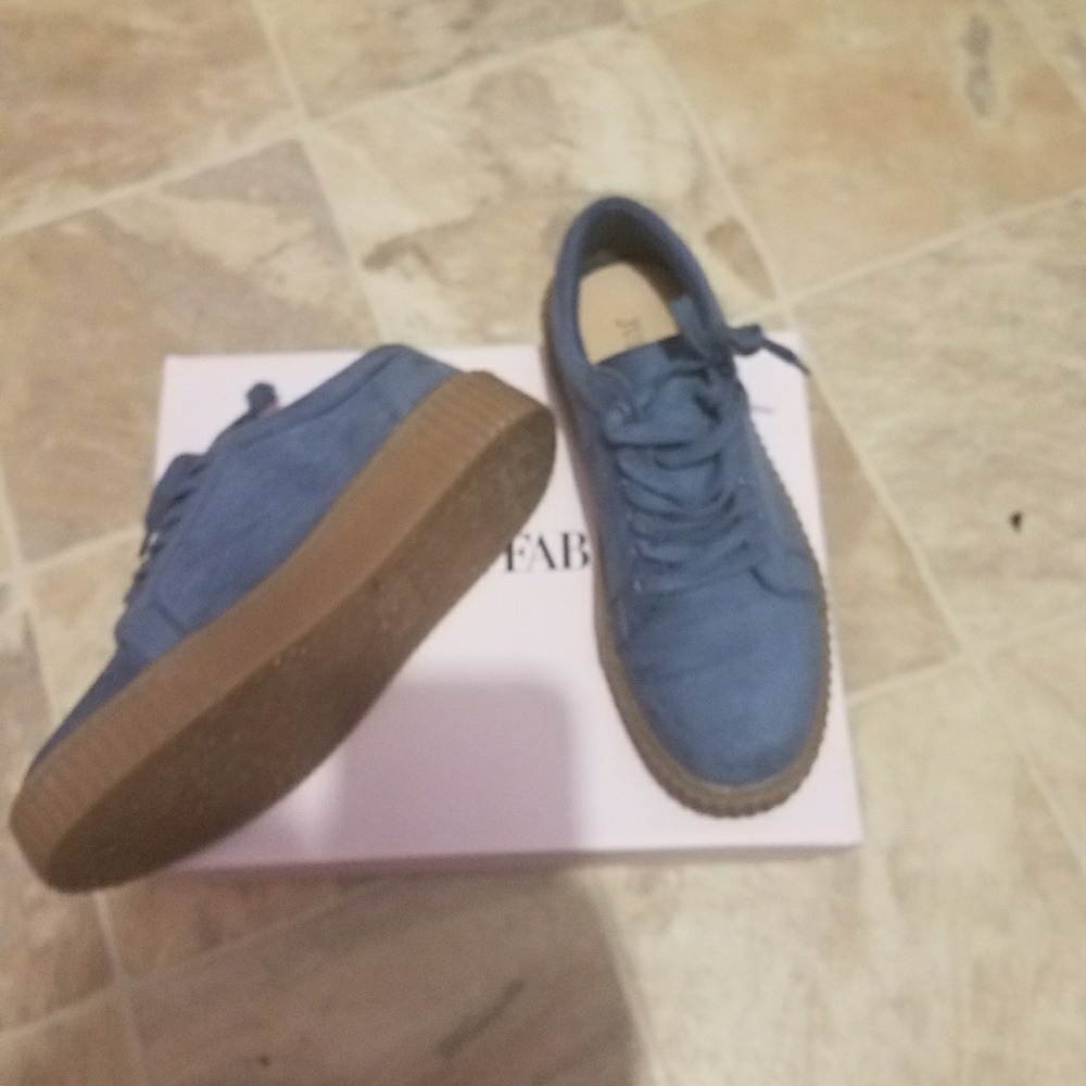 Shoes - Picture 2 of 2