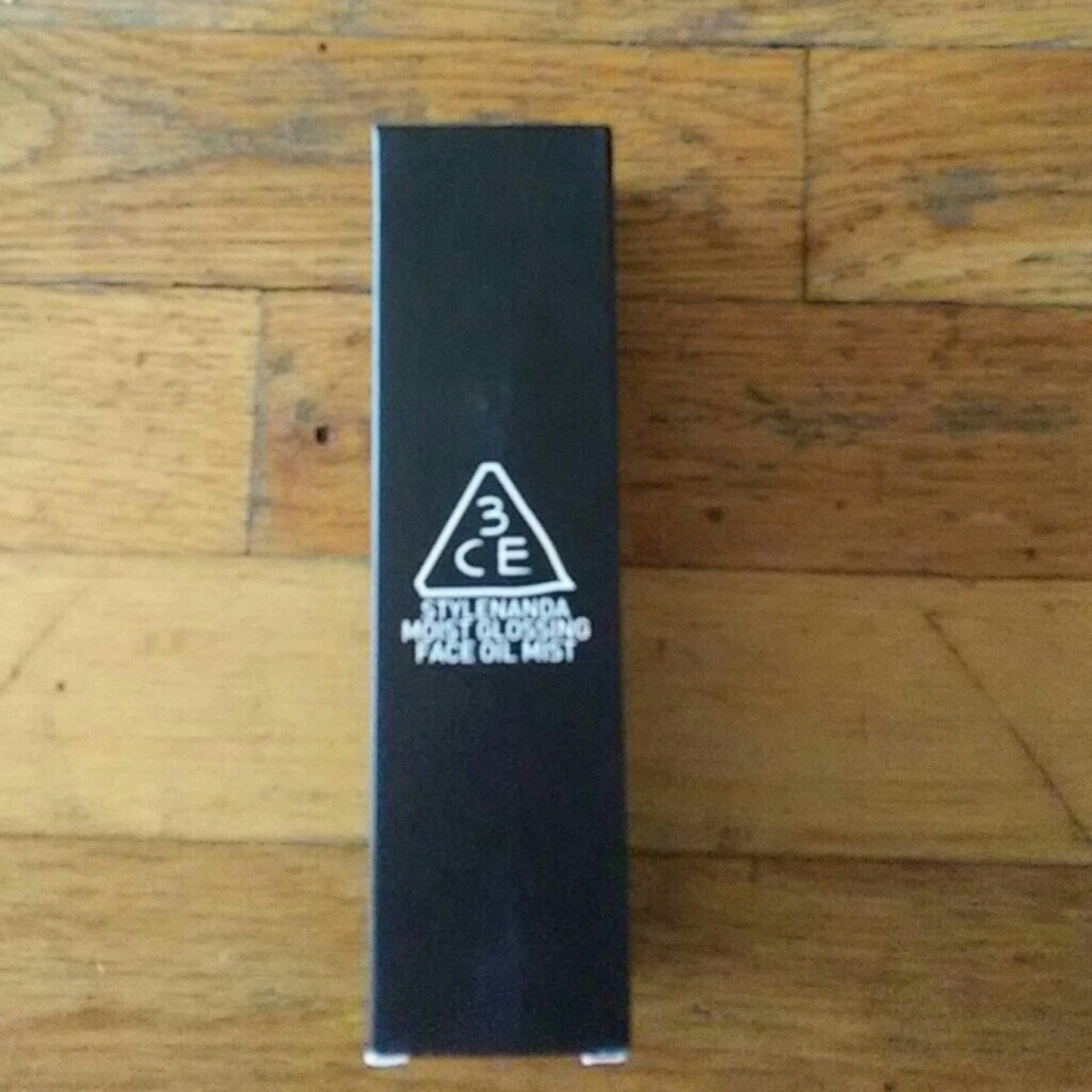 3ce moist glossing oil face mist