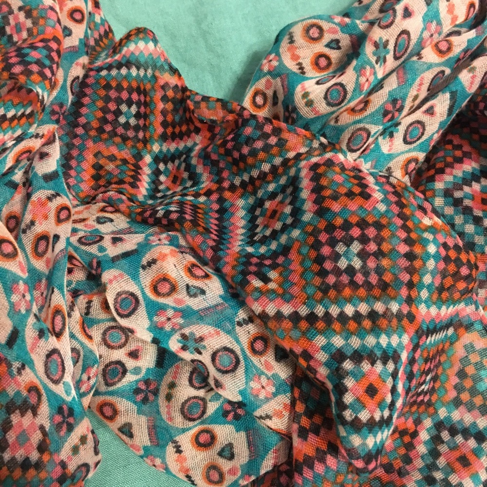 Anthropologie Springtime Infinity Scarf - Picture 3 of 6