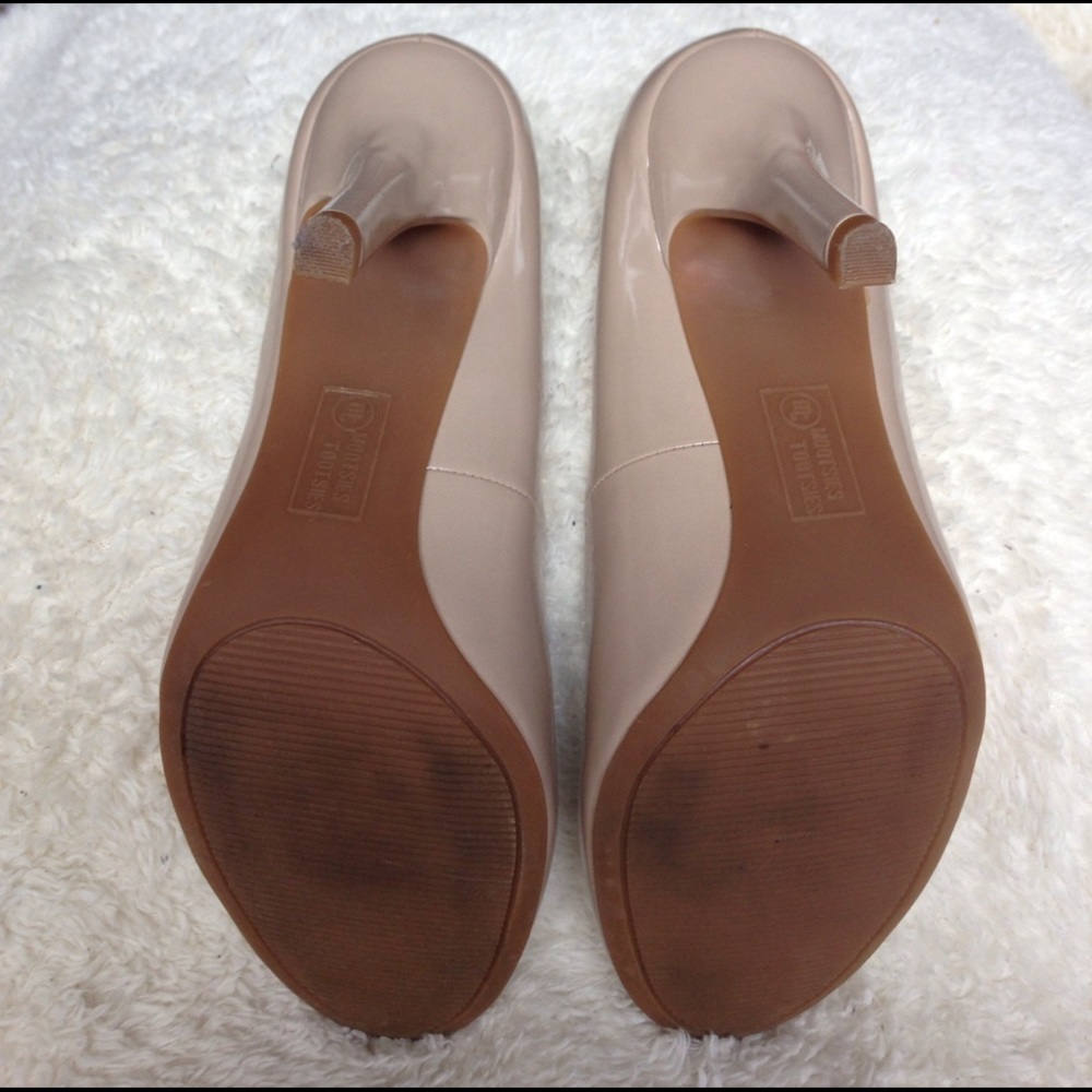 High Heels - Picture 4 of 4