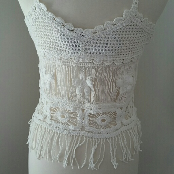 White Cloud crochet top with fringe bottom - Picture 3 of 5