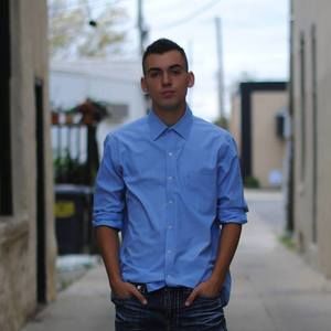 Meet your Posher, Lucas