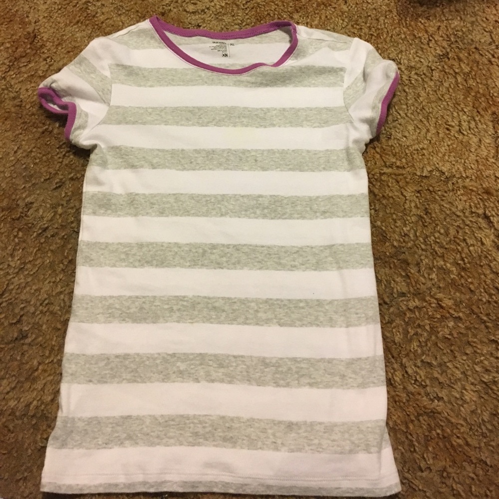Striped short sleeve shirt
