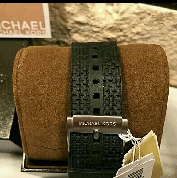 NWT Michael Kors Chronograph automatic watch - Picture 2 of 5