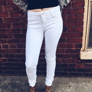 Zara White Skinny Jeans