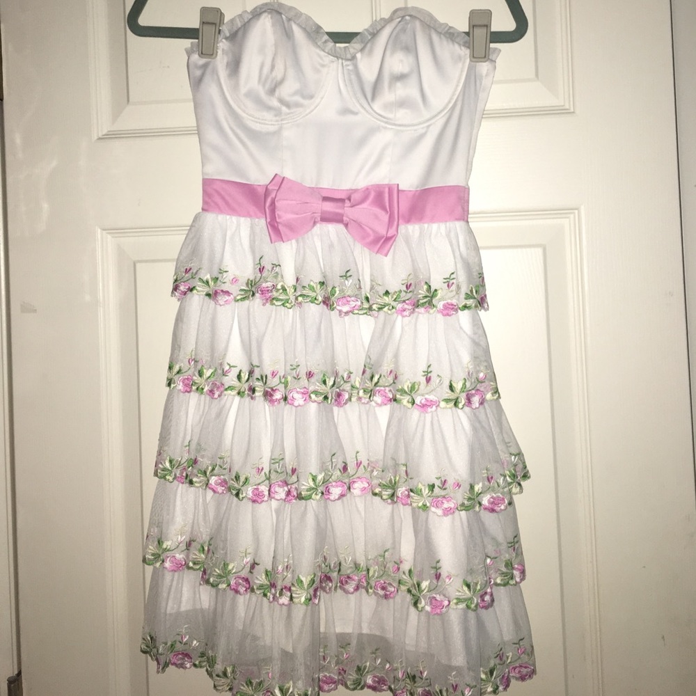 Betsy Johnson White Ruffle Dress