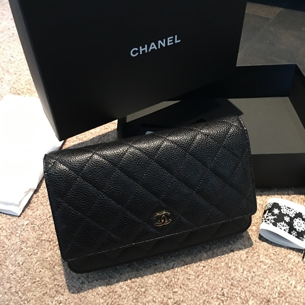 Chanel Wallet on Chain Caviar with Gold Hardware