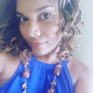 Meet your Posher, Luz