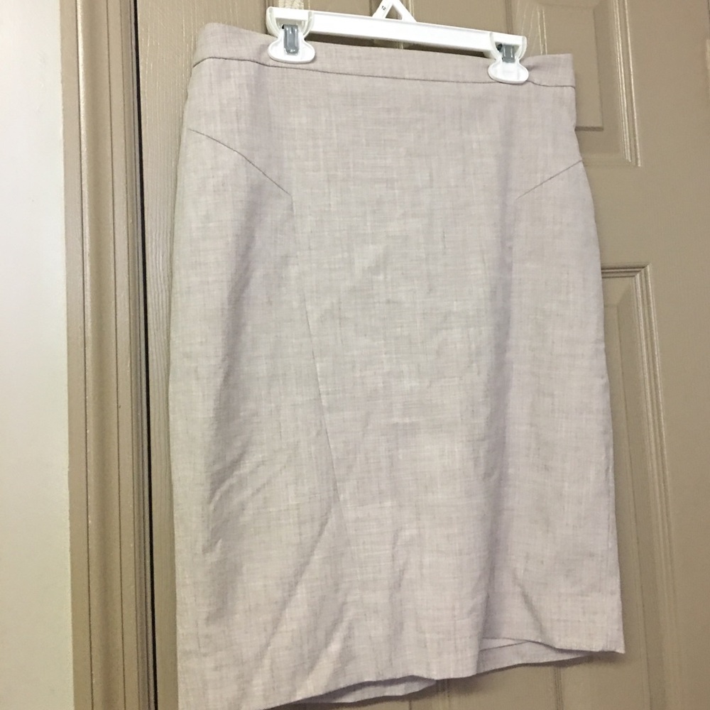 Gray pencil skirt