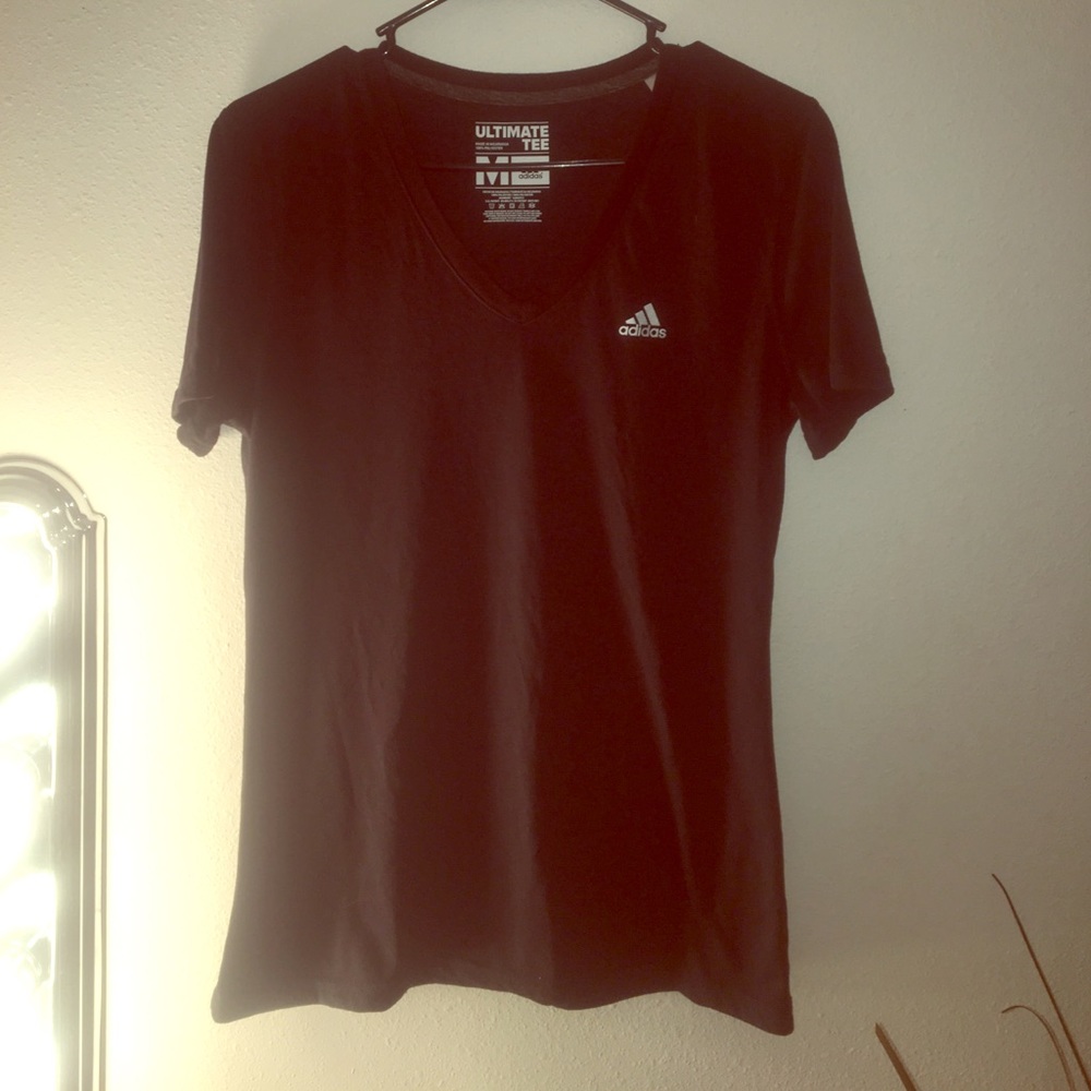 new! Adidas Ultimate Tee Size M🖤 NO TRADES