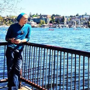 Meet your Posher, Demetrios