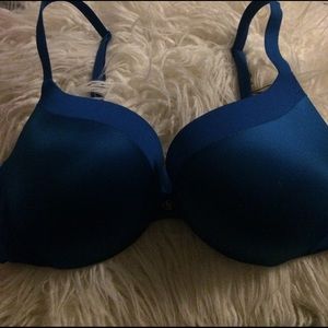 NWOT VS very sexy push-up bra