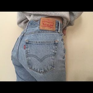 550 Vintage Levi Jeans