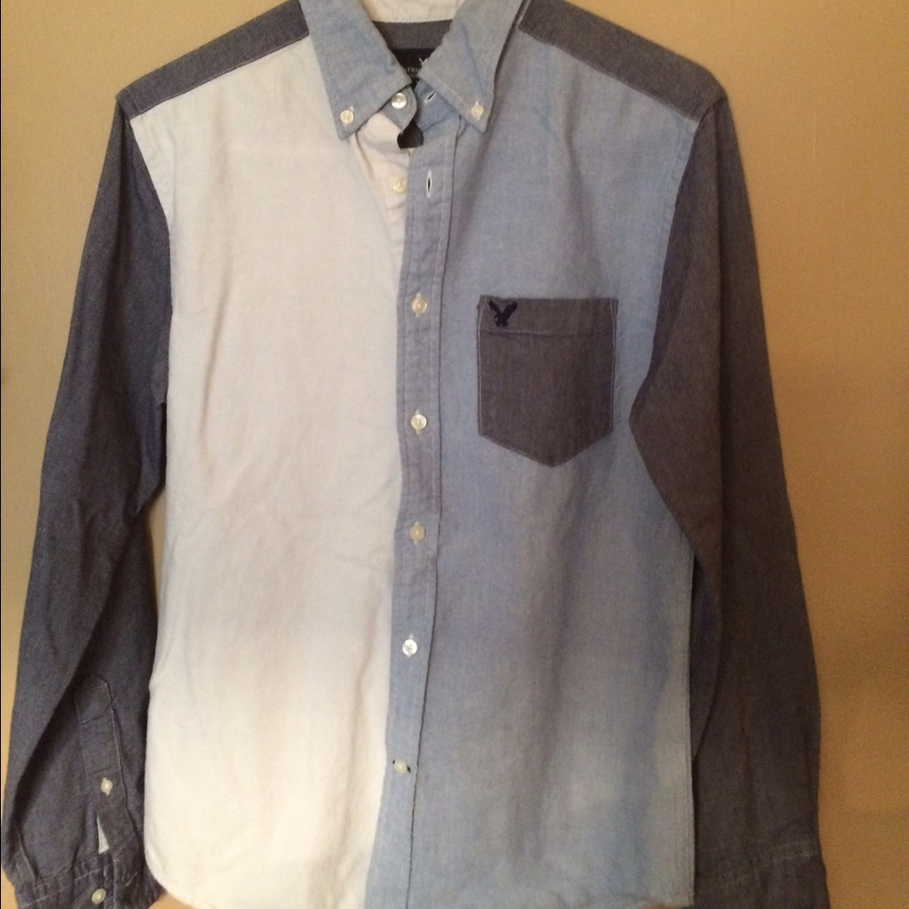 American Eagle button down shirt