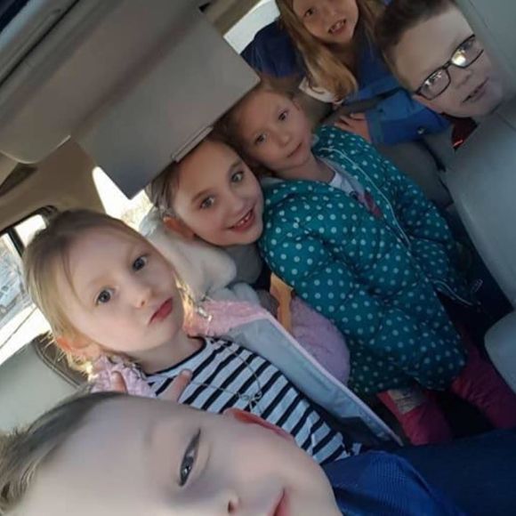 Meet your Posher, Debbie - Picture 1 of 1