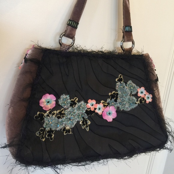 Mary Frances handbag - Picture 2 of 4