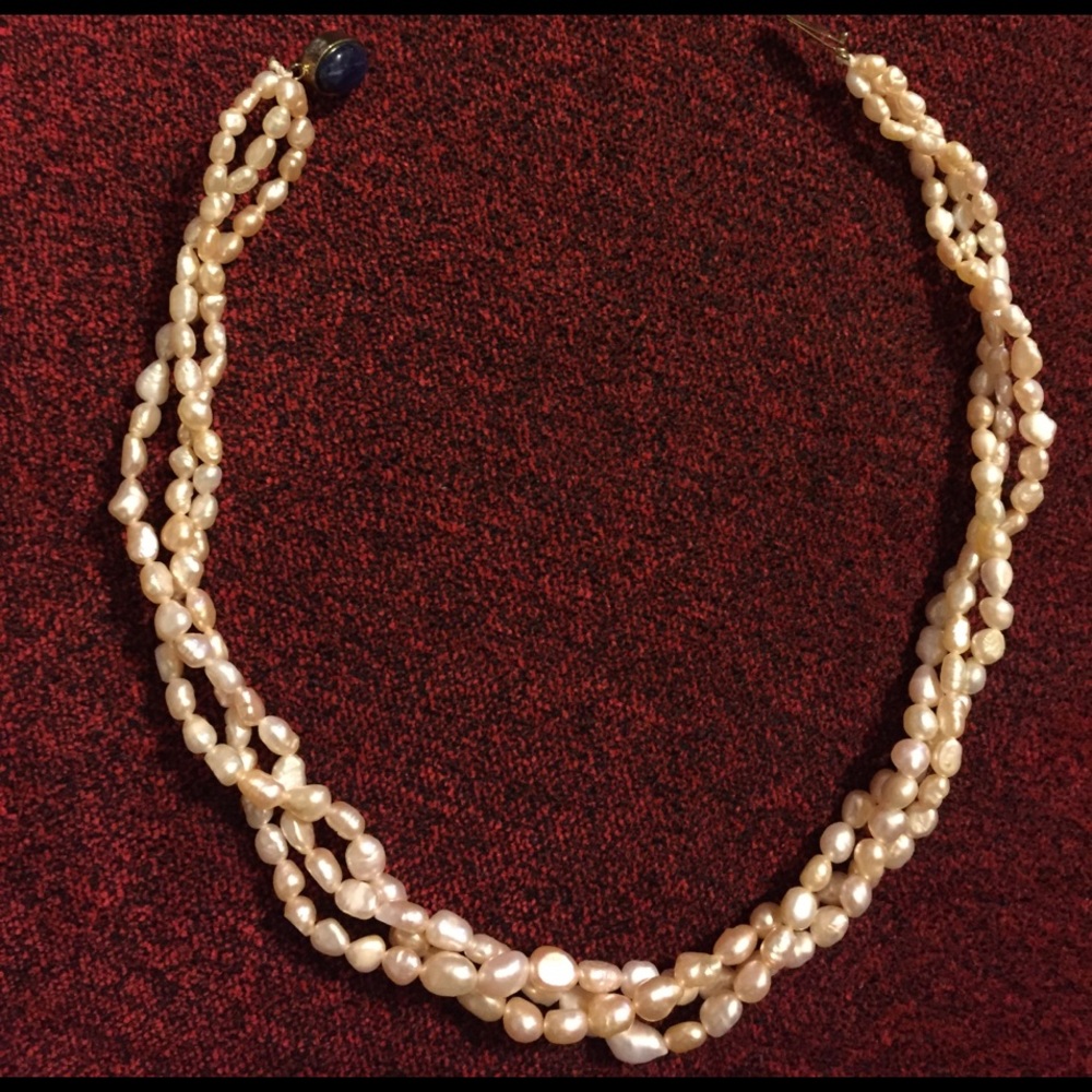 Pearl necklace