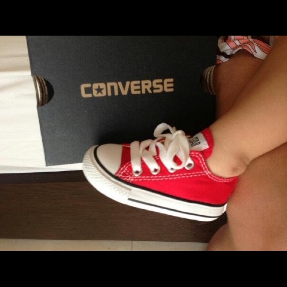 Red converse