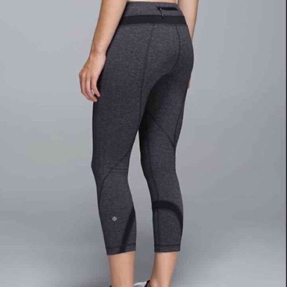 Size 4 Lululemon Run Inspire Crop *Herringbone*