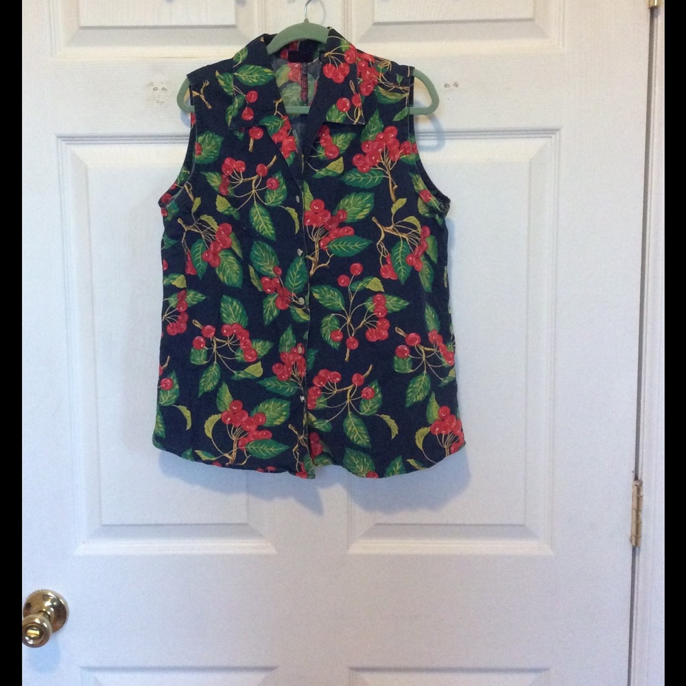 Very 50s Gap cherry print button down vest top.