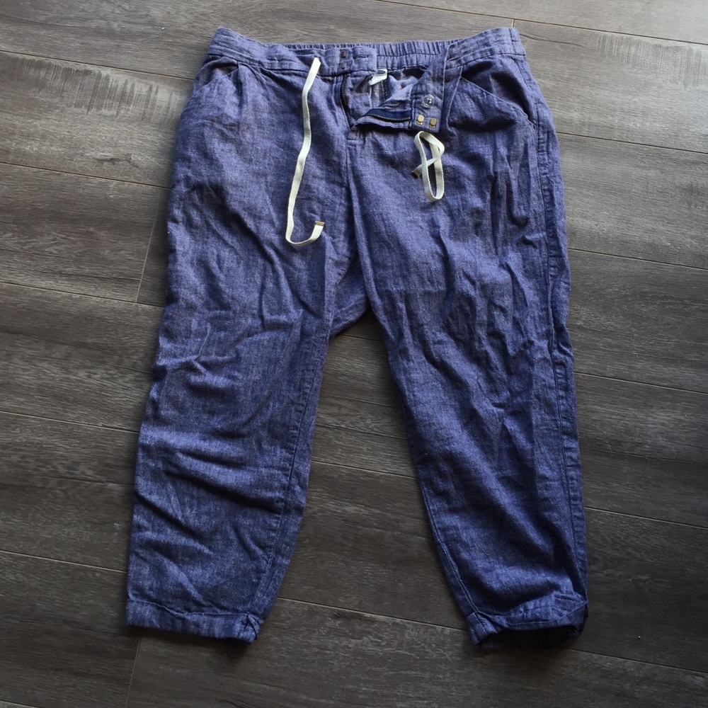 Old Navy linen capris.
