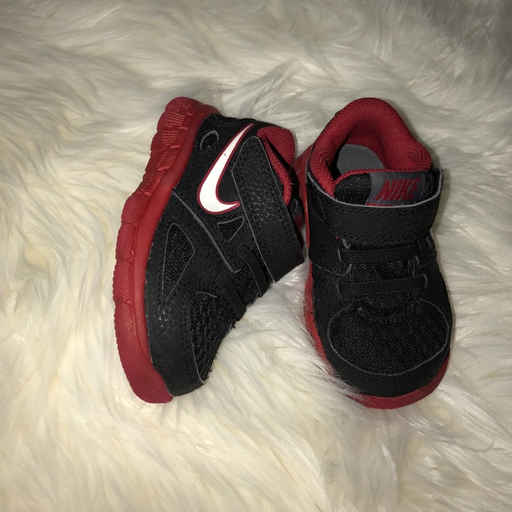 Toddler Nike shoes