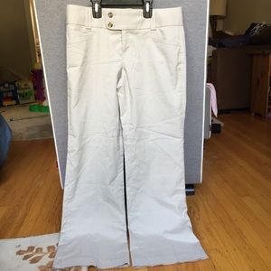 Banana Republic "Sloane Fit" beige pants. Size 4P.
