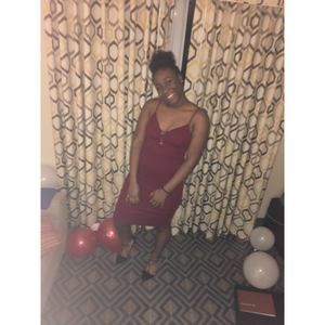 Meet your Posher, Kayla