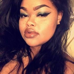 Meet your Posher, Melise