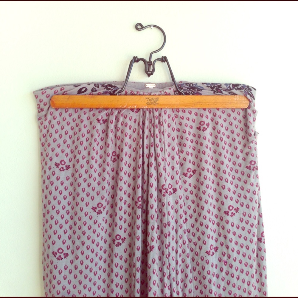 Free people, maxi skirt. Layover front