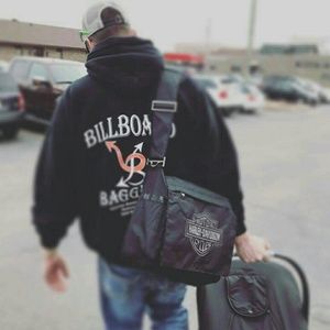 Meet your Posher, Eric