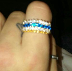 14k gold ring with diamonds and sapphire