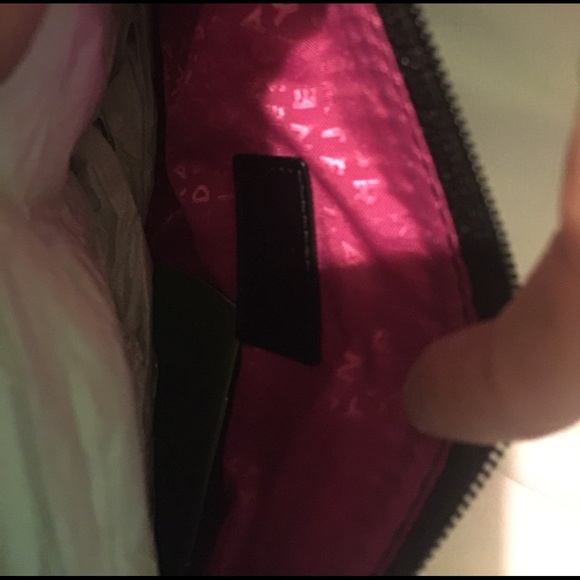 black and white patent leather Kate spade bag - Picture 8 of 8