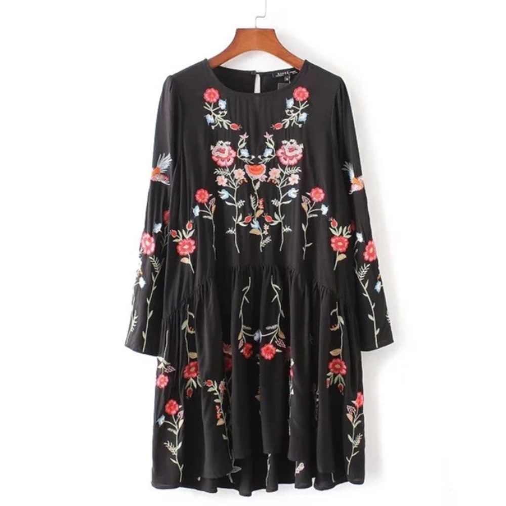Zara -like* Black Embroidered Floral Dress Large