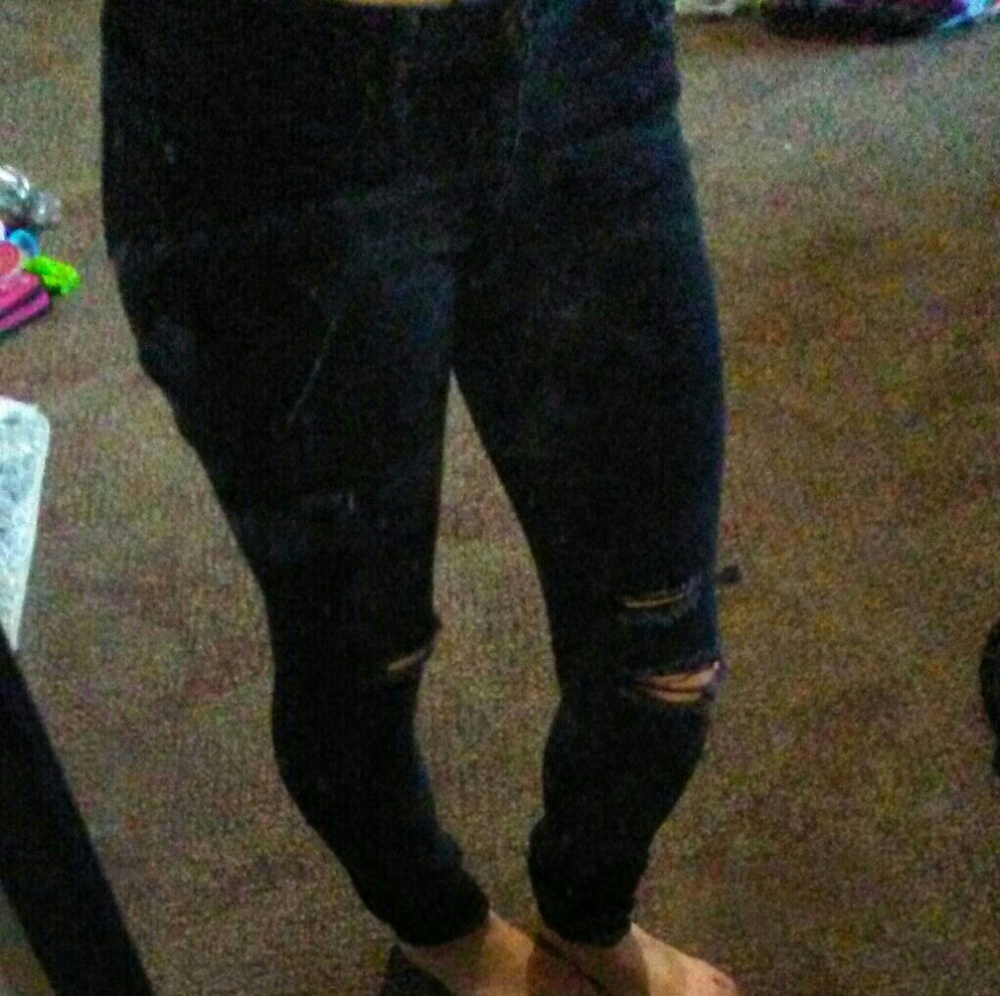Black distressed jeans