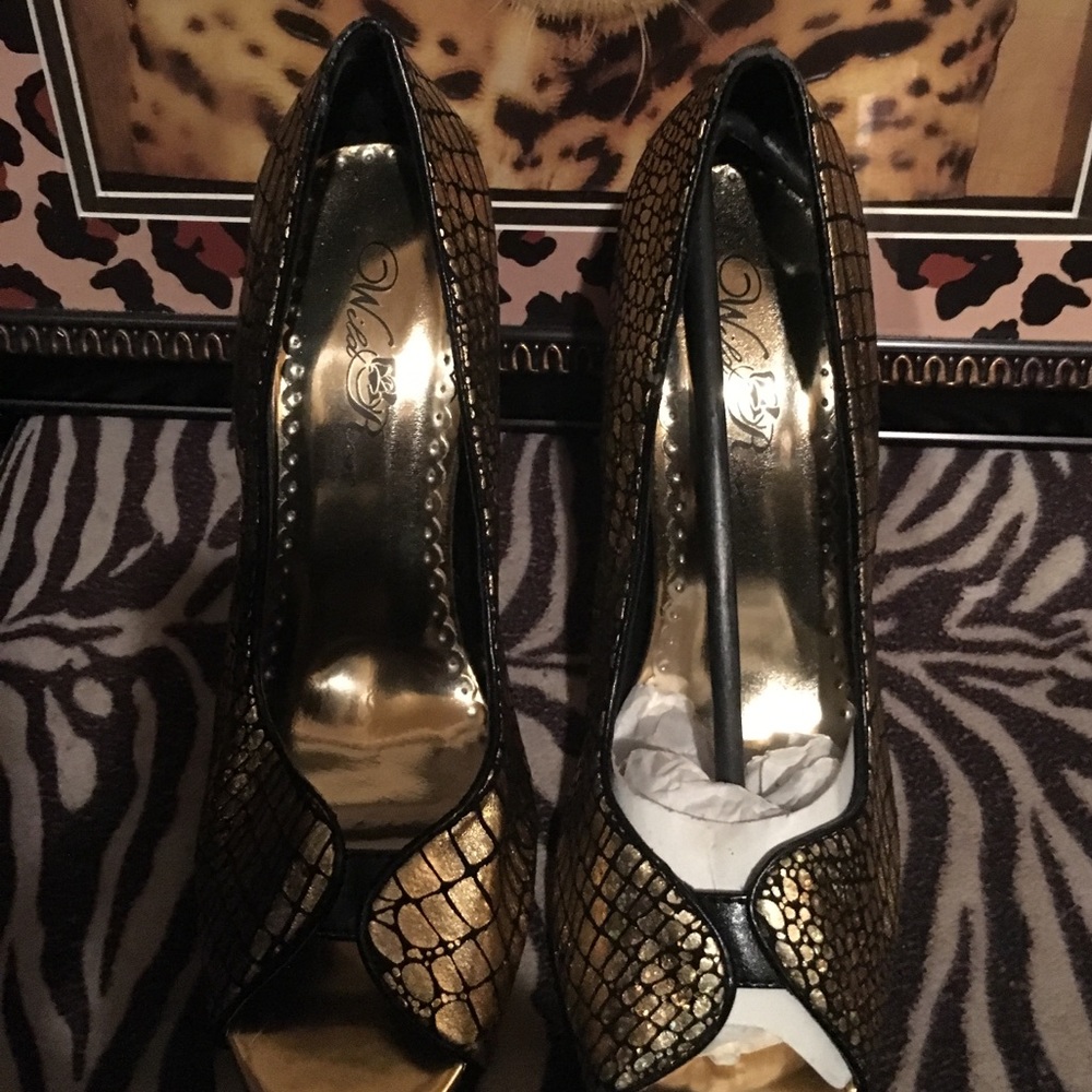 Shoes