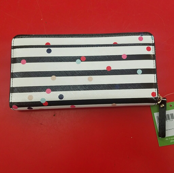 Kate Spade Wallet (New with Tags)