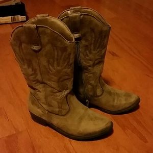 Girls cowboy boots
