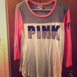 VS Pink tee