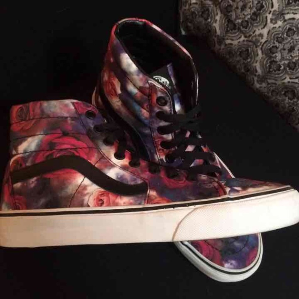 Rose high top vans 8.5 excellent condition