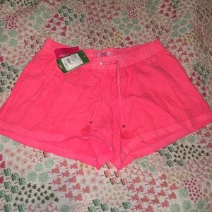 NWT Lilly Pulitzer beach linen shorts medium NWT Lilly Pulitzer beach linen shorts medium
