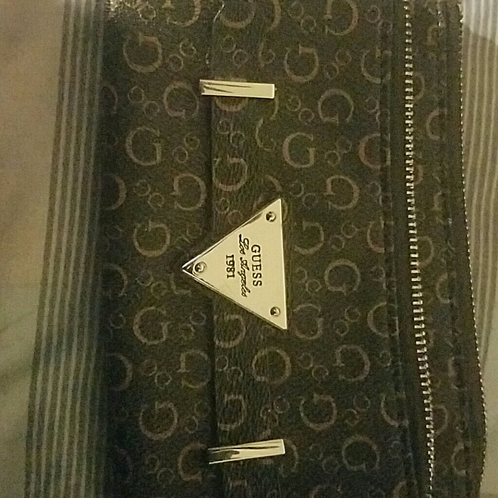 Guess purse