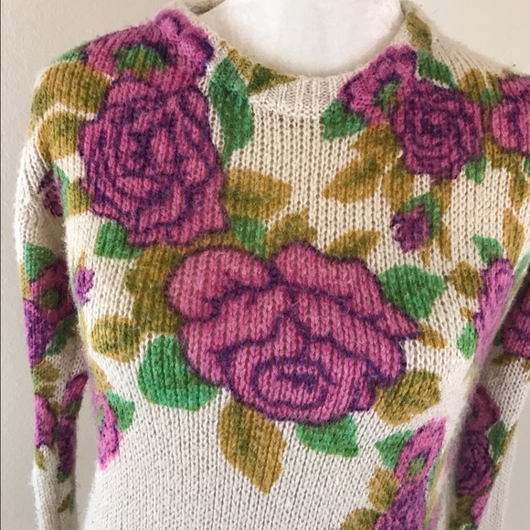 UrbanOutfitters asymmetrical floral knit sweater - Picture 3 of 5