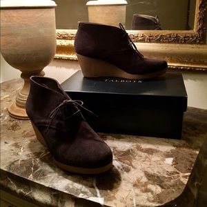 TALBOTS ANKLE WEDGE ANKLE BOOTS