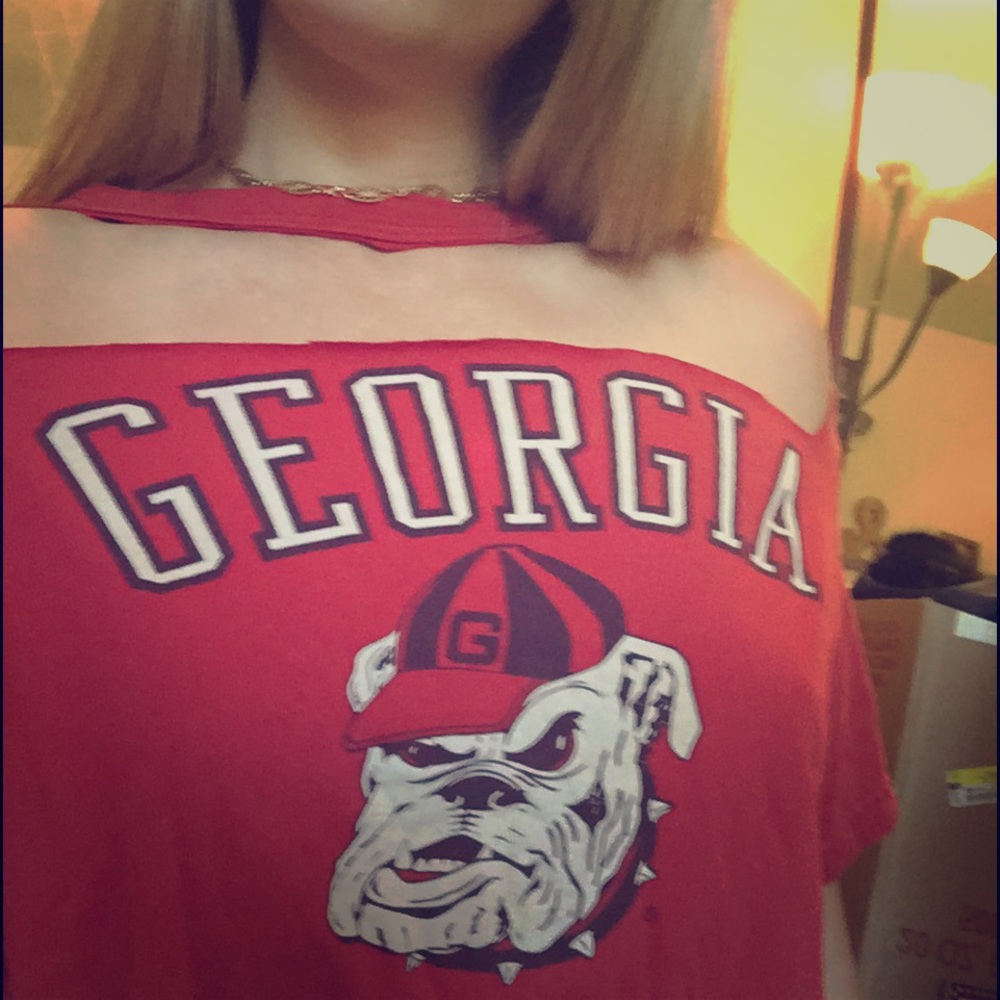 George BULLDOGS choker off the shoulder tshirt